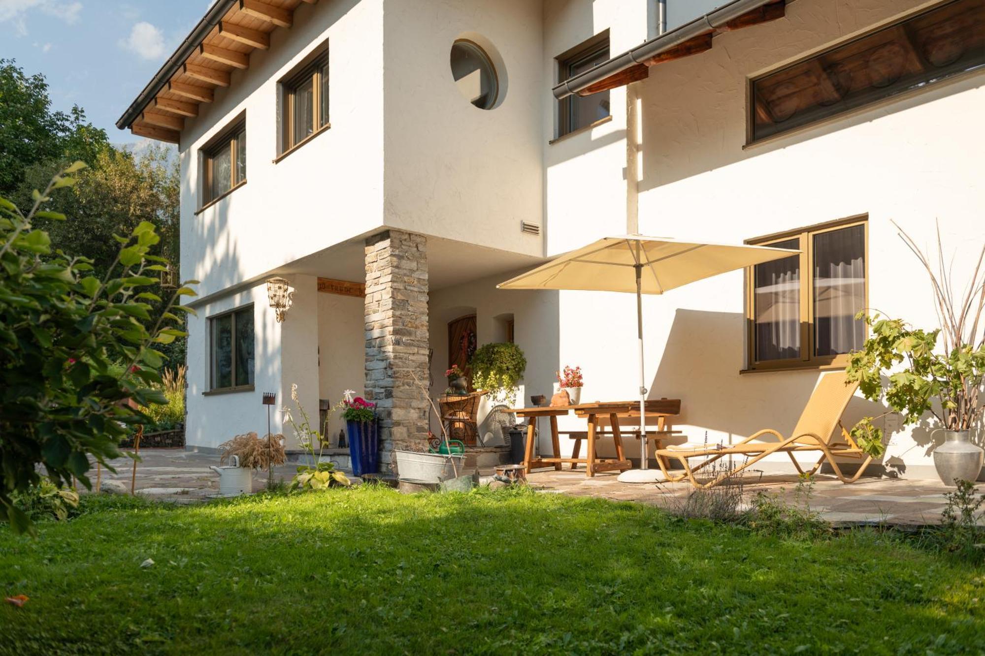 Villa Marwa - Eine Ruheoase Im Gruenen Innsbruck Ngoại thất bức ảnh